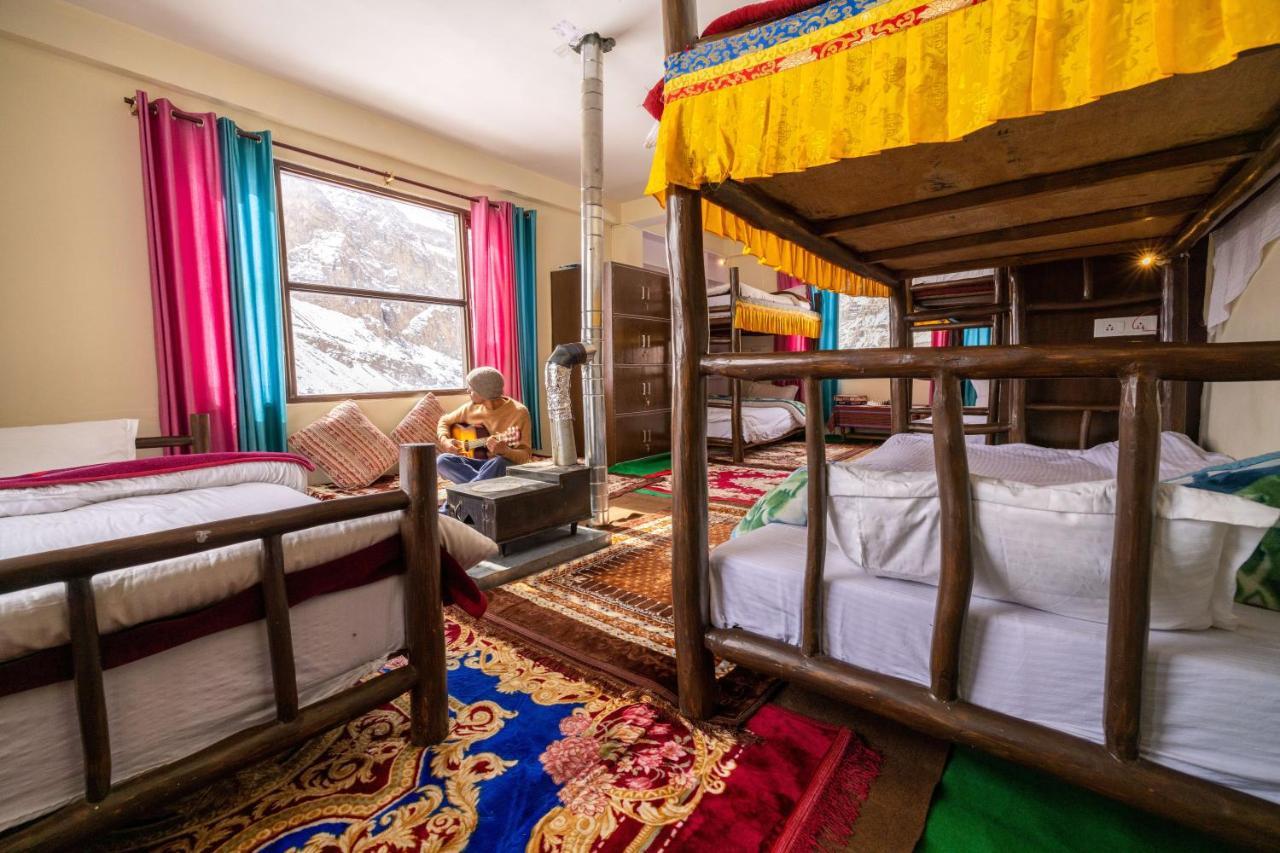 Zostel Homes Tabo Buitenkant foto