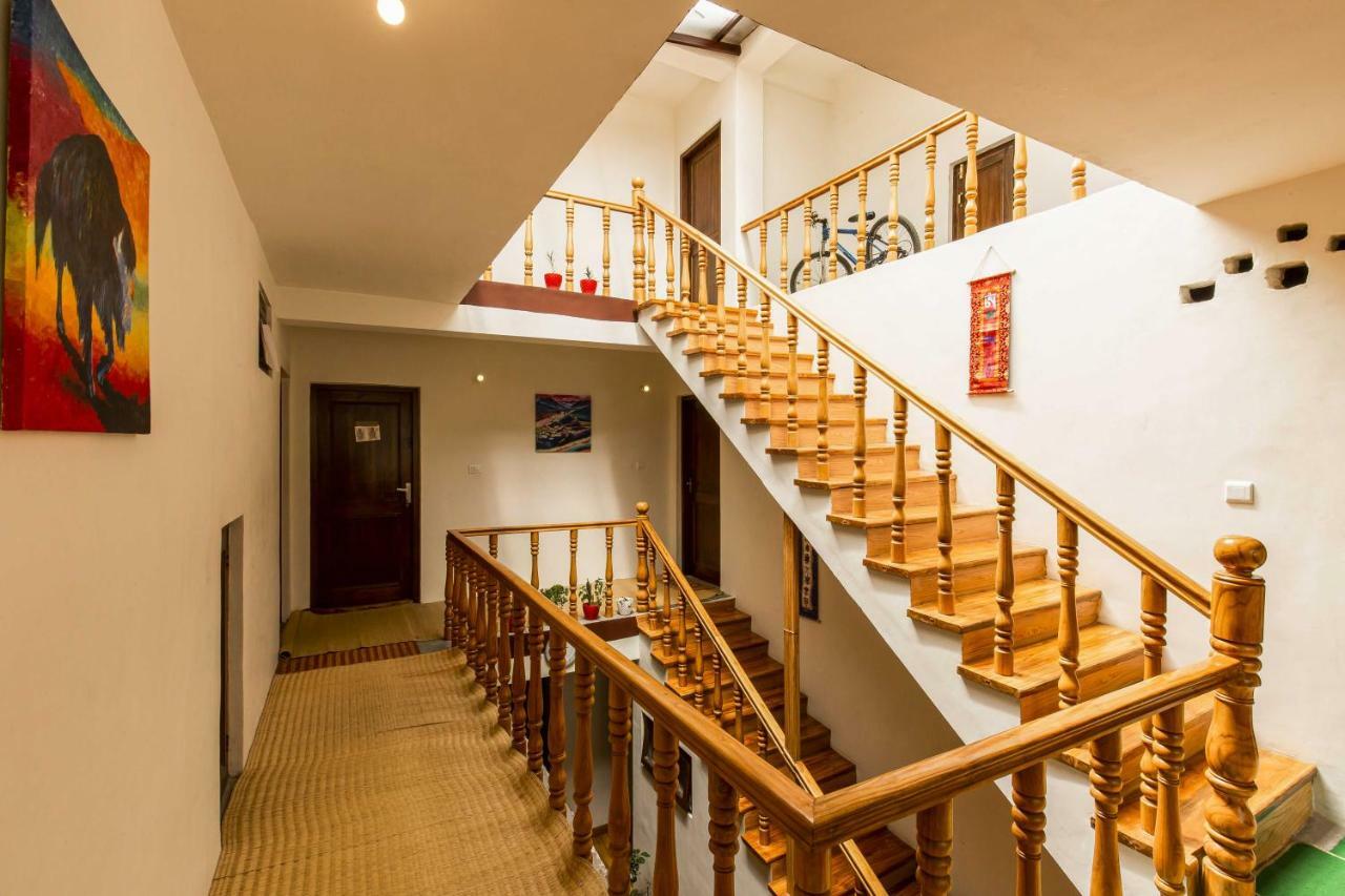 Zostel Homes Tabo Buitenkant foto