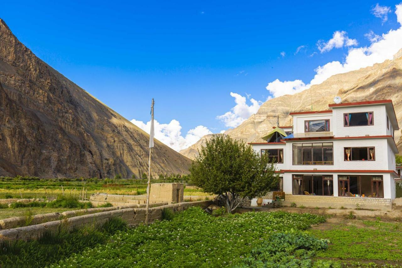 Zostel Homes Tabo Buitenkant foto